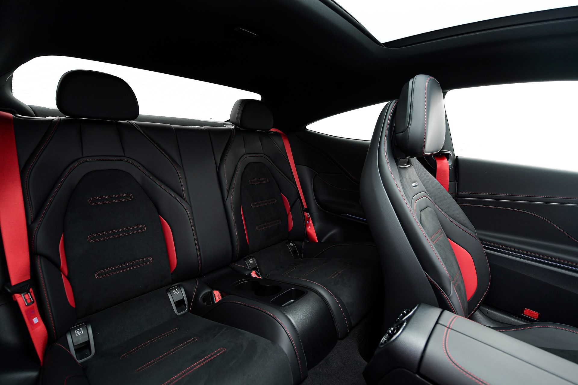 Mercedes-benz AMG CLE 53 4MATIC+ Coupé เมอร์เซเดส-เบนซ์ เอเอ็มจี ปี 2024 : ภาพที่ 17