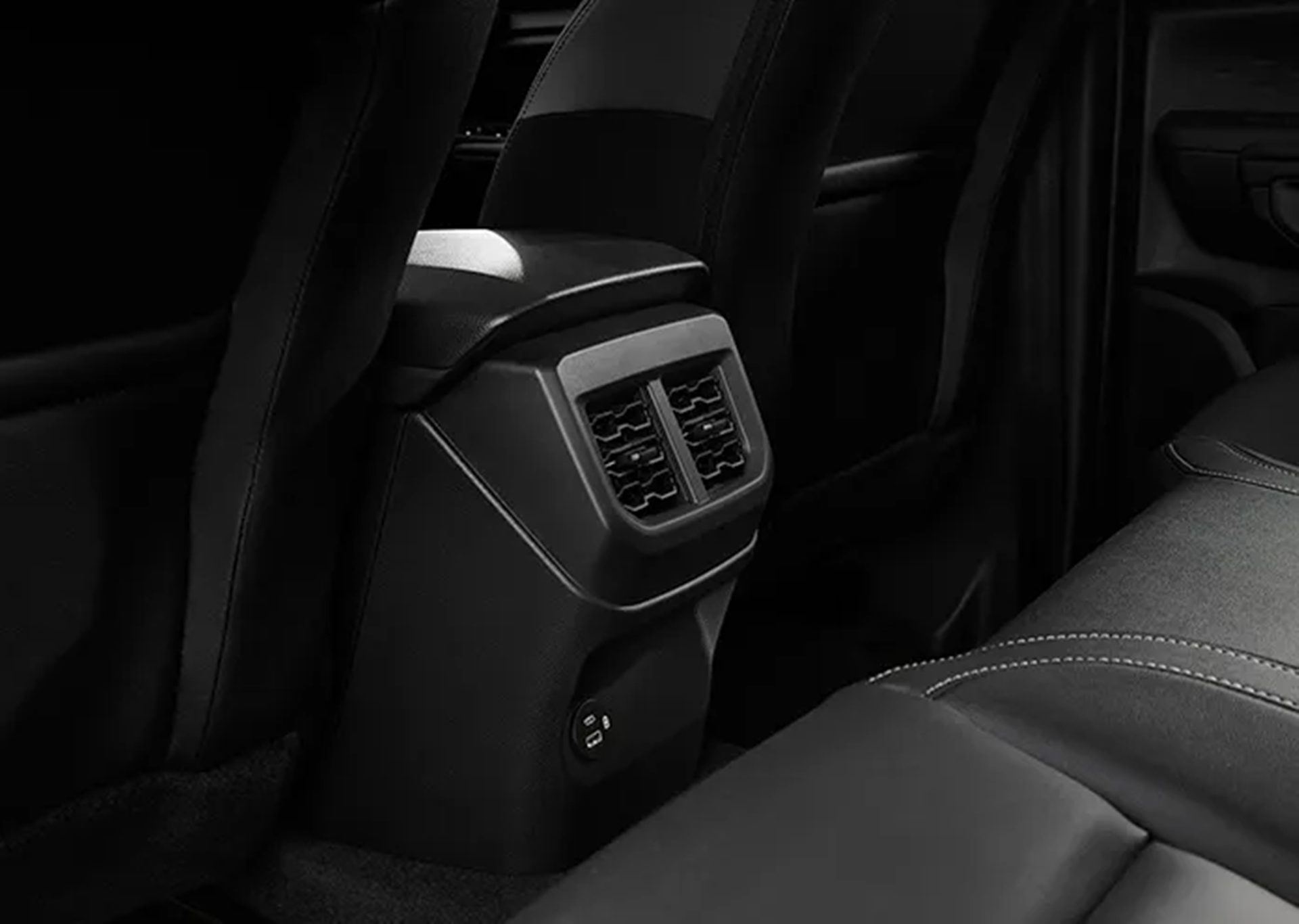 Ford Ranger Double Cab XLS 2.0L Turbo HR 10AT ฟอร์ด เรนเจอร์ ปี 2026 : ภาพที่ 5