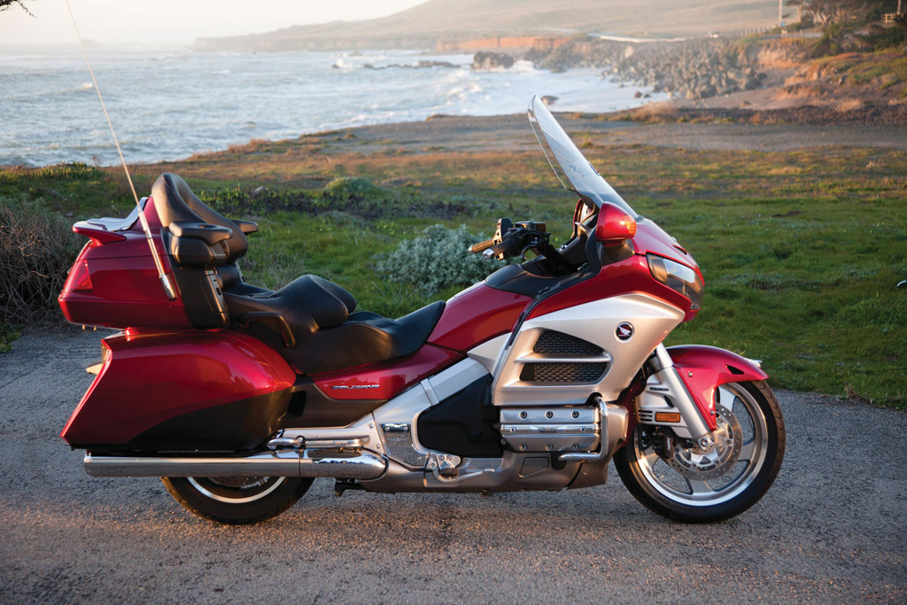 Honda Goldwing GL 1800F ฮอนด้า โกล์ดวิง ปี 2014 : ภาพที่ 8