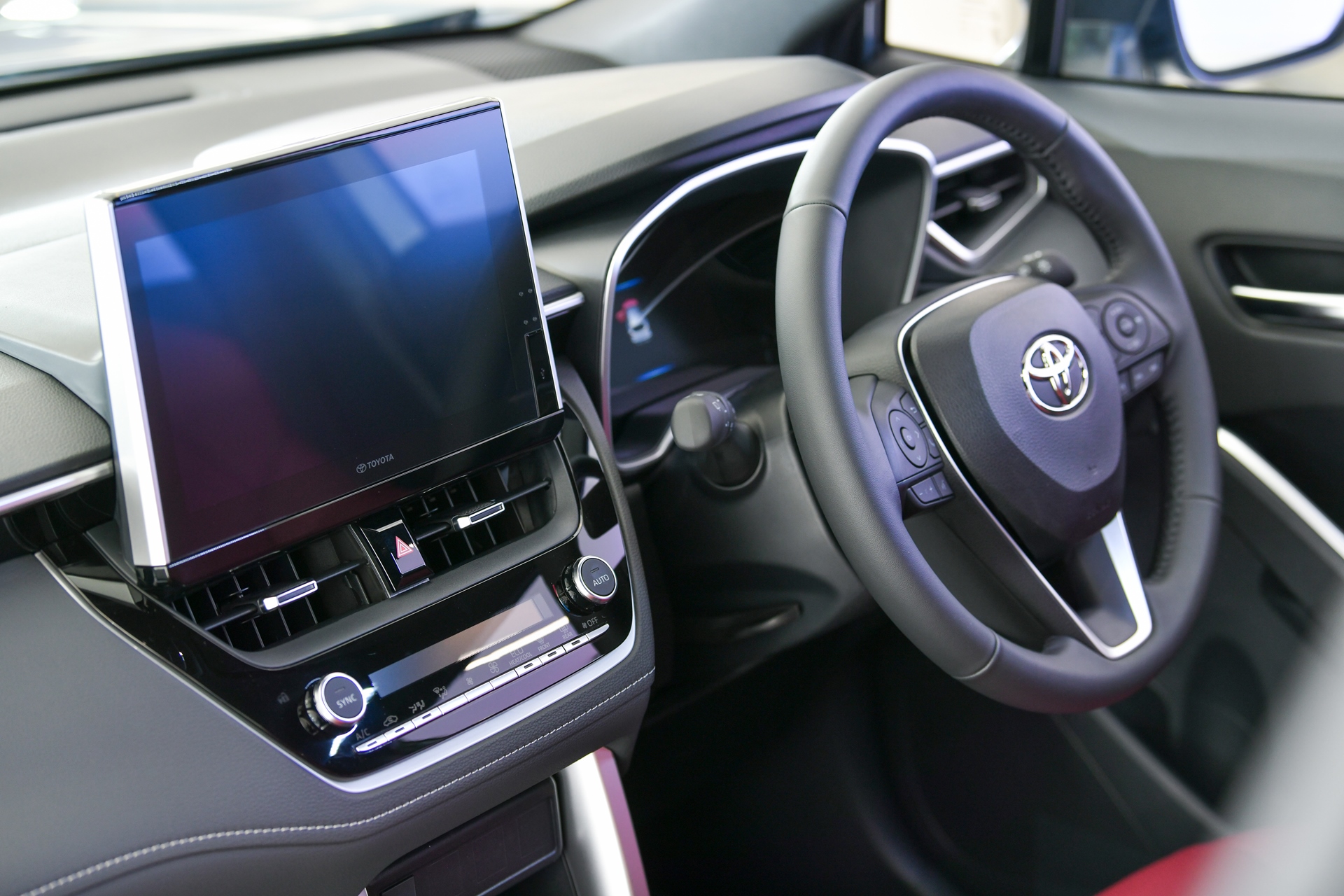 Toyota Corolla Cross HEV Premium โตโยต้า ปี 2026 : ภาพที่ 9