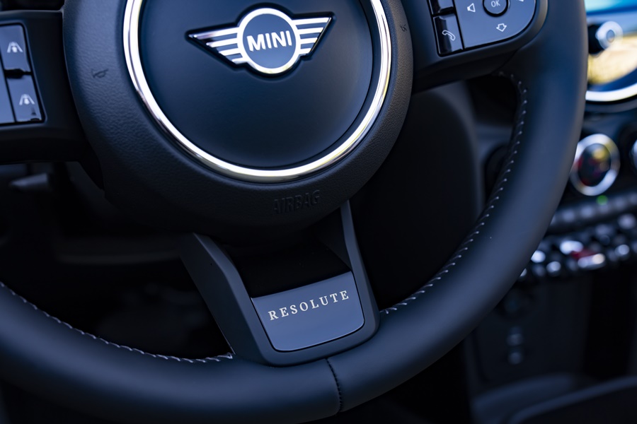 Mini Convertible Cooper S Resolute Edition มินิ คอนเวอร์ติเบิล ปี 2022 : ภาพที่ 8