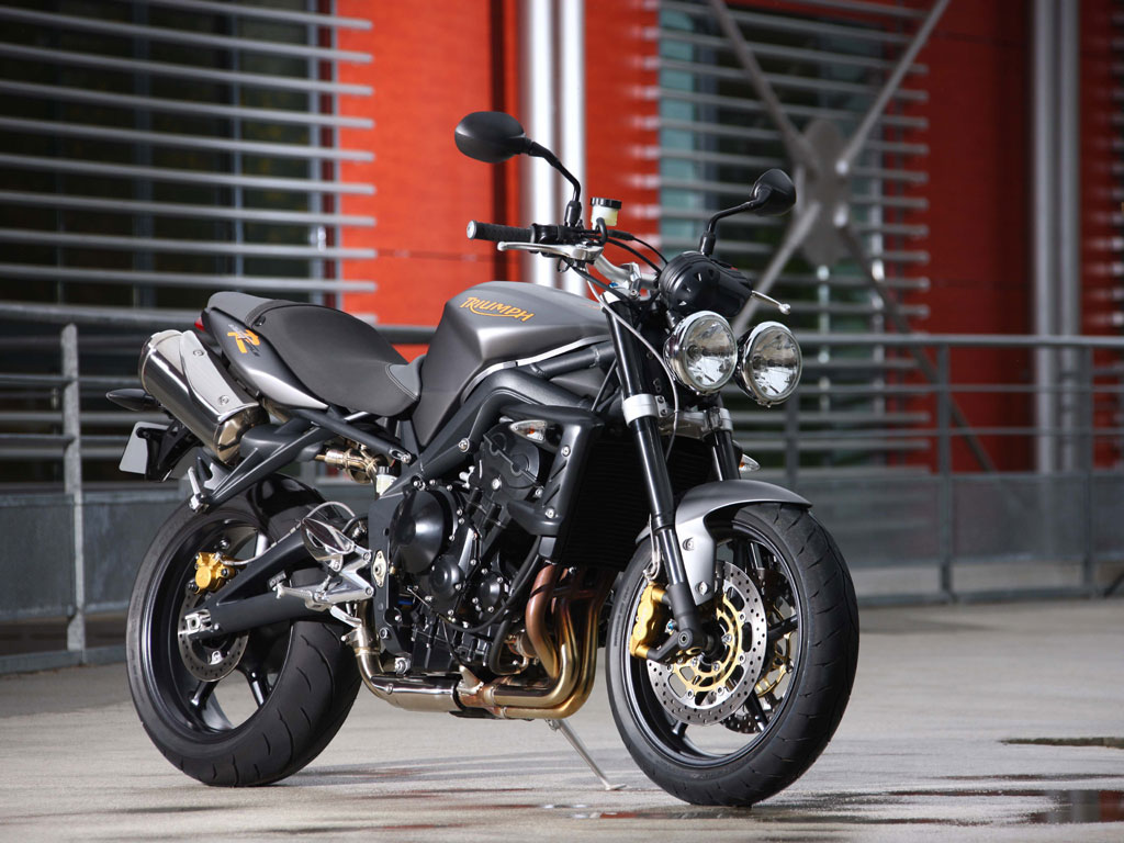 Triumph Speed Triple R 1050 ไทรอัมพ์ สตรีตทริปเปิ้ล ปี 2010 : ภาพที่ 9