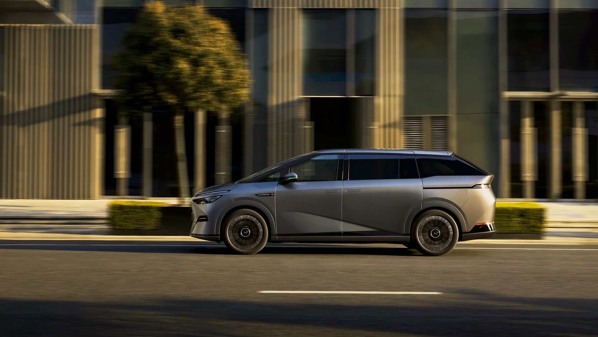 Xpeng X9 Luxury Special Color Edition เอ็กซ์เผิง ปี 2025 : ภาพที่ 2