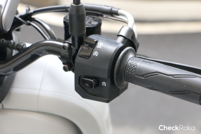 Yamaha QBIX ABS ยามาฮ่า คิวบิกซ์ ปี 2017 : ภาพที่ 8