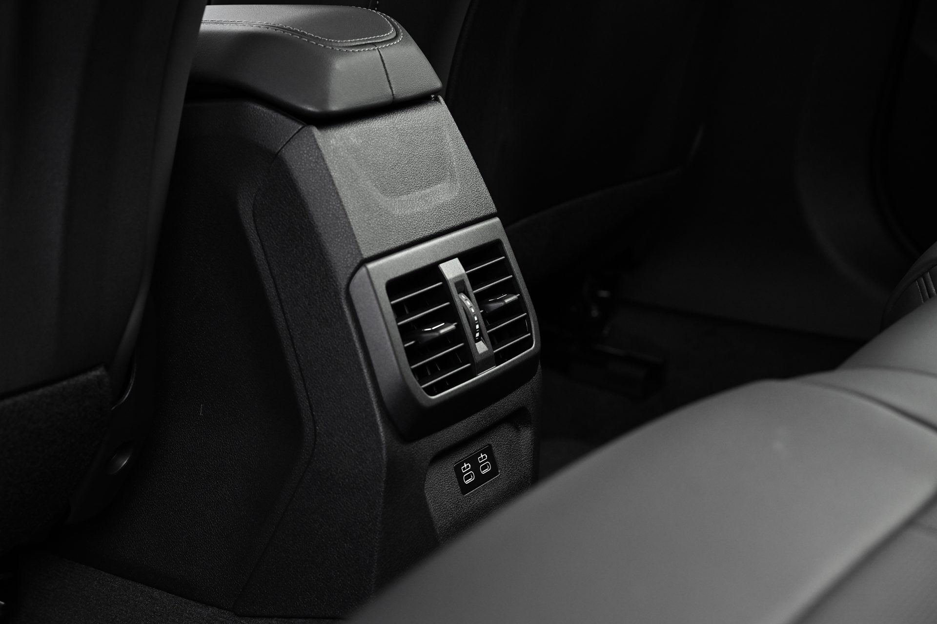 BMW Series 2 220 Gran Coupe M Sport Pro บีเอ็มดับเบิลยู ซีรีส์ 2 ปี 2025 : ภาพที่ 19