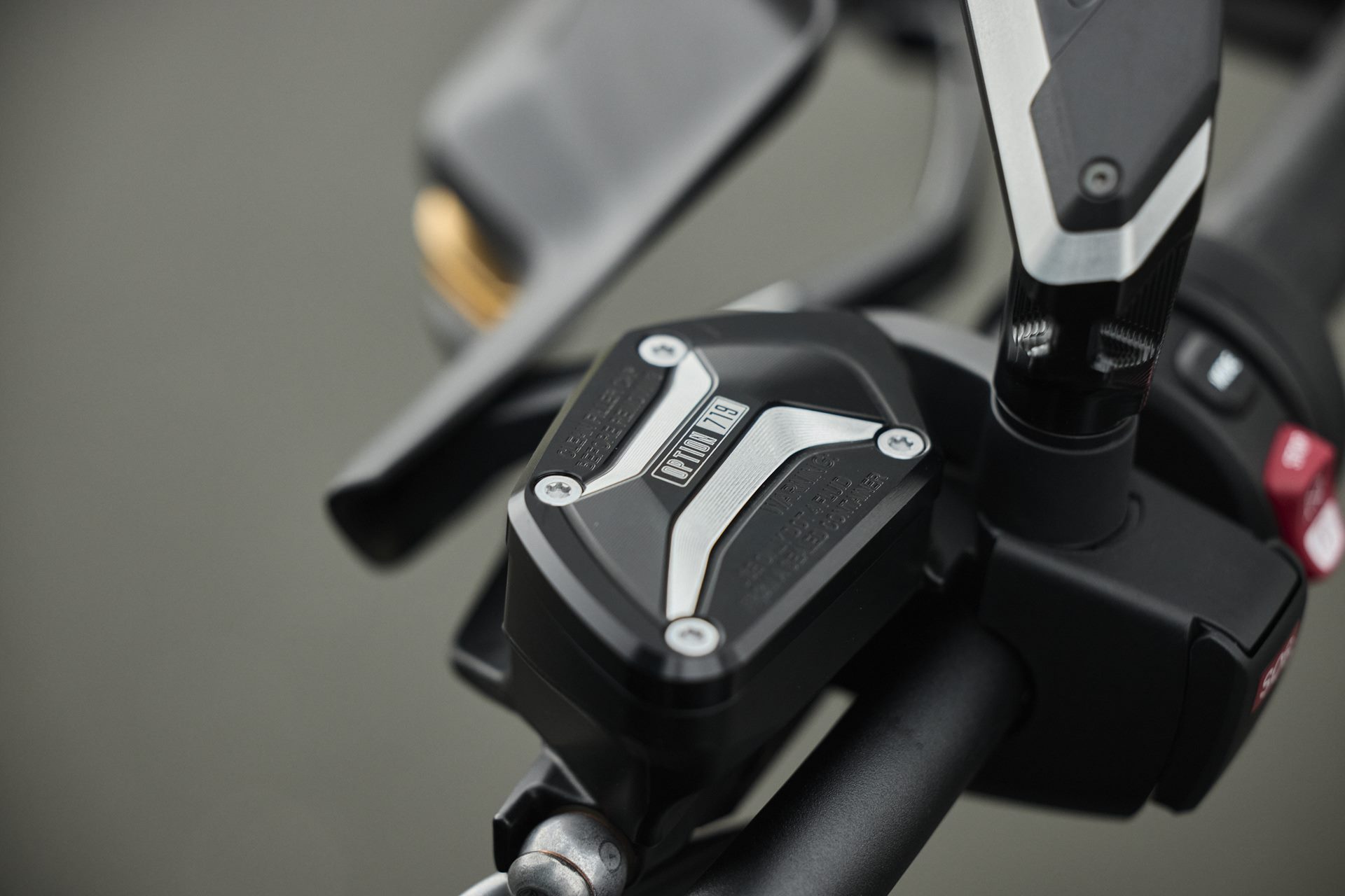 BMW R 1250 GS Adventure (Ultimate Edition) บีเอ็มดับเบิลยู อาร์ ปี 2024 : ภาพที่ 9