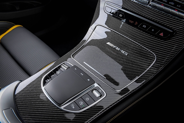 Mercedes-benz AMG GLC 63 S 4MATIC+ Coupe เมอร์เซเดส-เบนซ์ เอเอ็มจี ปี 2019 : ภาพที่ 14