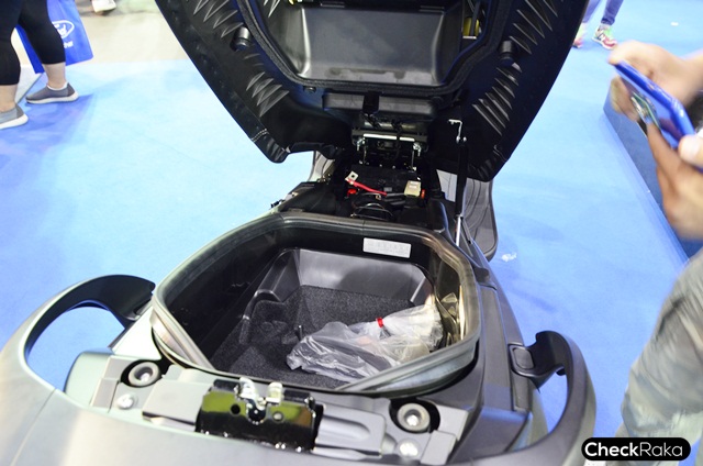 Suzuki Burgman 650 ABS ซูซูกิ ปี 2017 : ภาพที่ 25