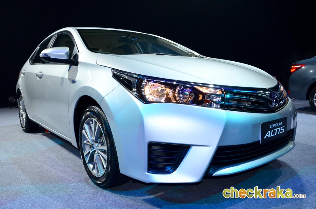 Toyota Altis (Corolla) 1.6 E CNG โตโยต้า อัลติส(โคโรลล่า) ปี 2014 : ภาพที่ 9