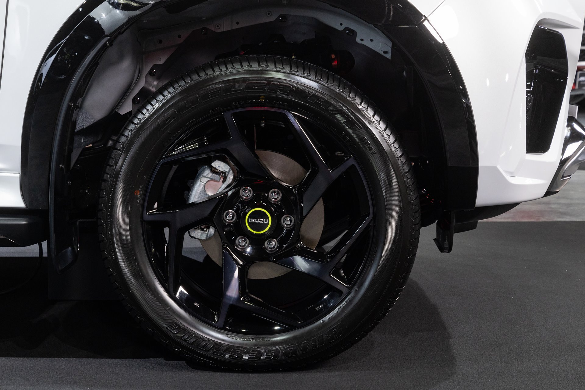 Isuzu MU-X 4x4 3.0 RS A/T อีซูซุ ปี 2024 : ภาพที่ 6
