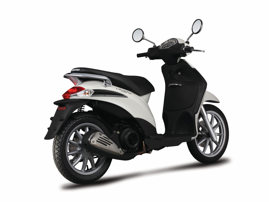 Piaggio Liberty 125 ie Standard พิอาจิโอ ลิเบอร์ตี้125ไออี ปี 2011 : ภาพที่ 4