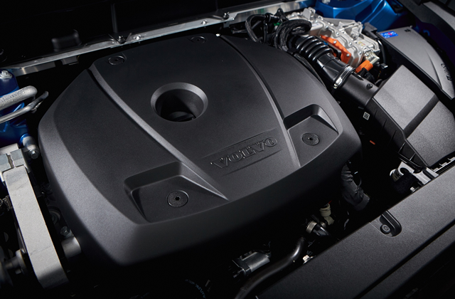 Volvo XC60 Recharge T8 AWD R-Design วอลโว่ เอ็กซ์ซี60 ปี 2020 : ภาพที่ 16