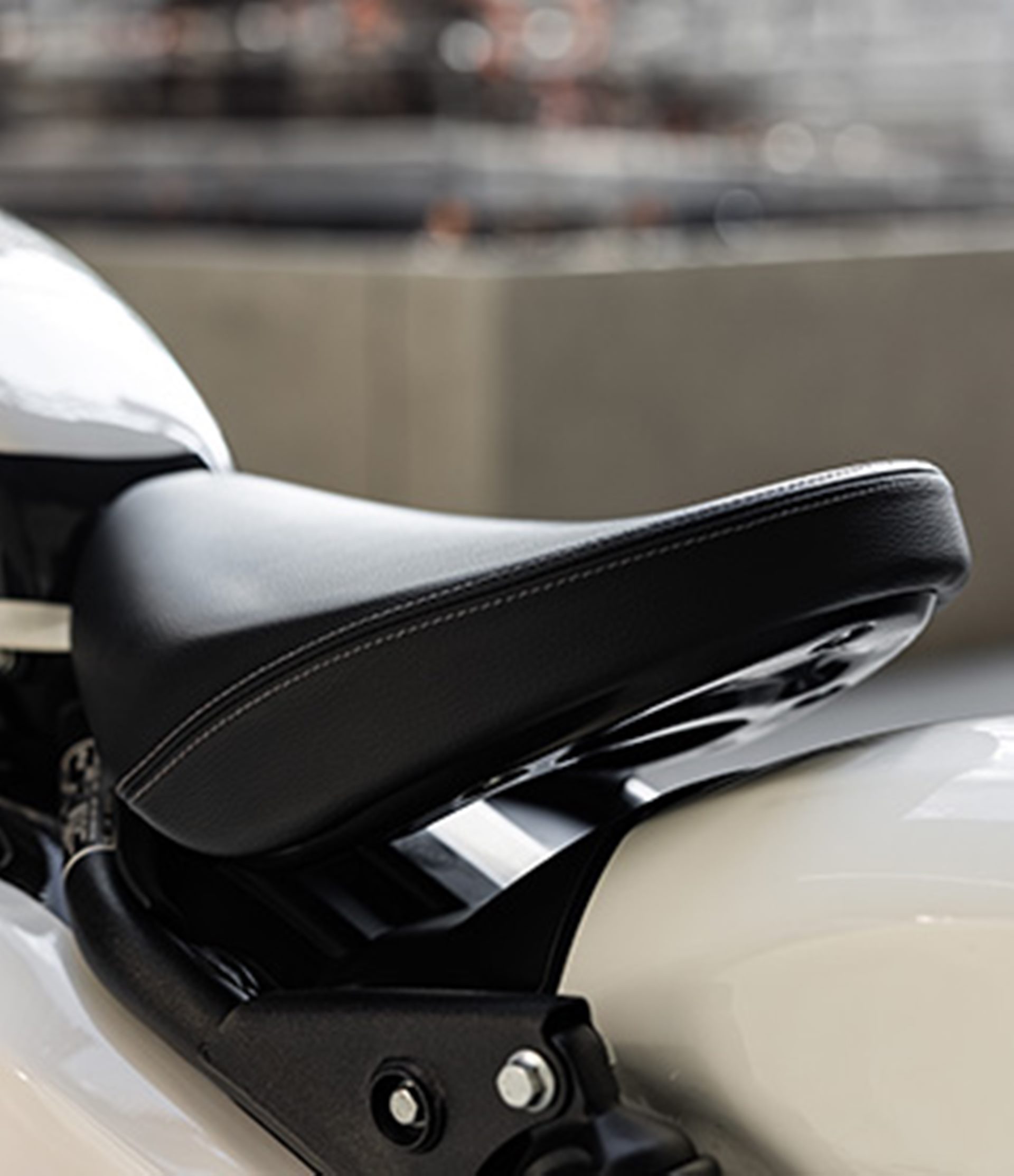 Royal Enfield Shotgun 650 Sheet Metal Grey โรยัล เอ็นฟีลด์ ปี 2024 : ภาพที่ 4