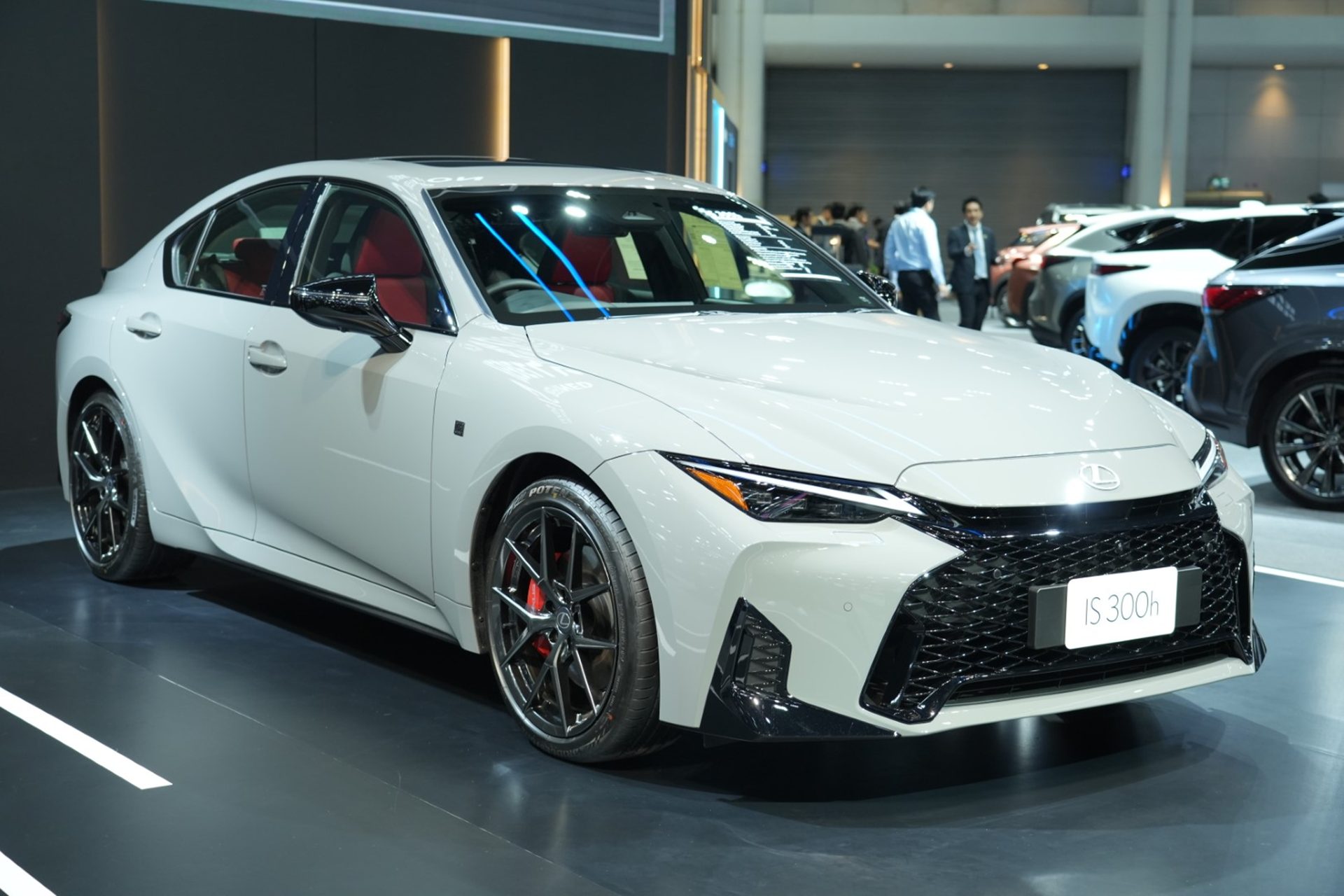 Lexus IS 300h F Sport เลกซัส ไอเอส ปี 2026 : ภาพที่ 1