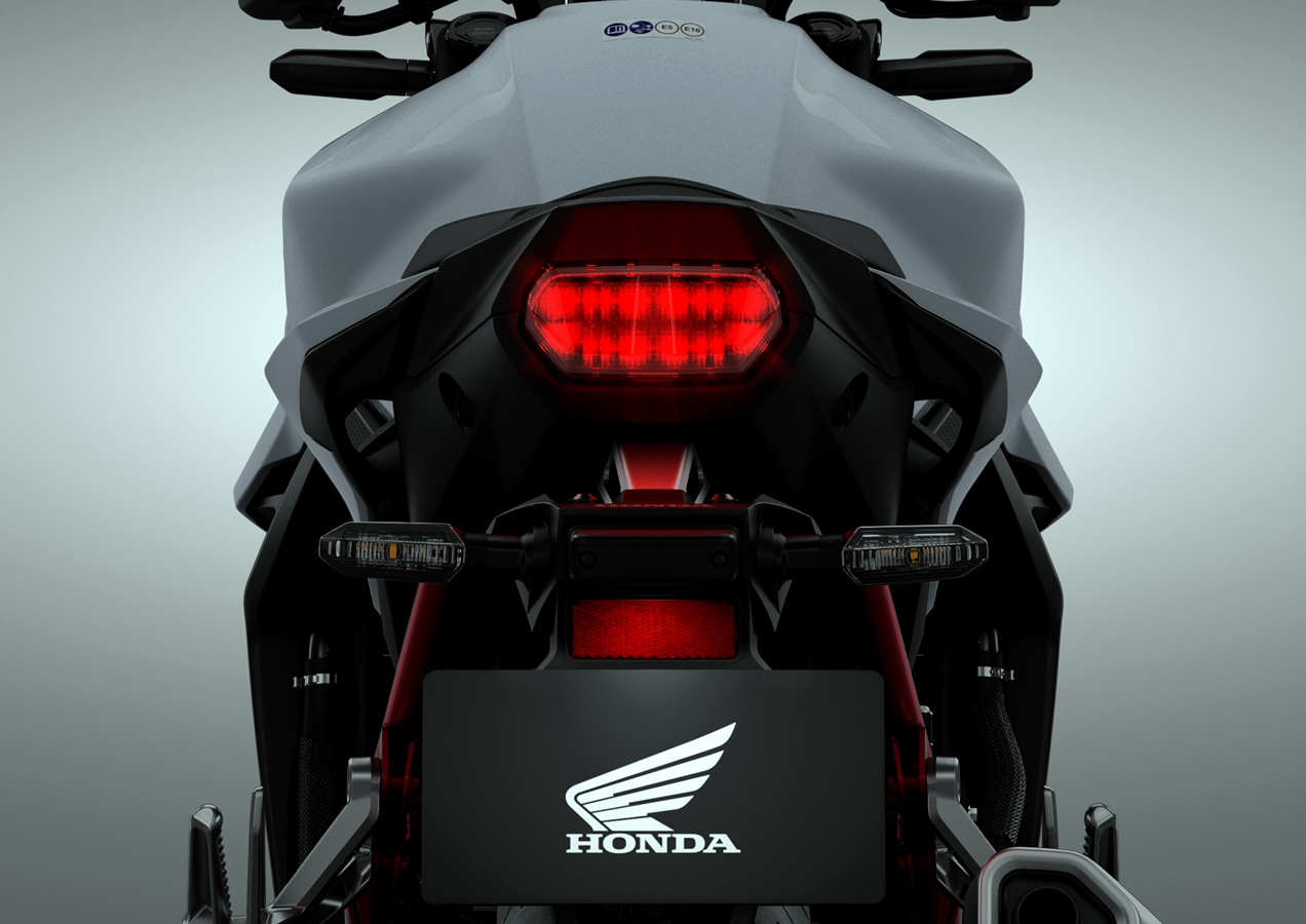 Honda CB 750 Hornet ฮอนด้า ปี 2023 : ภาพที่ 8