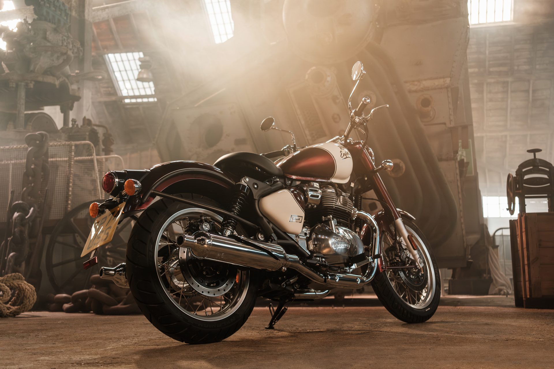 Royal Enfield Classic 650 Standard โรยัล เอ็นฟีลด์ ปี 2025 : ภาพที่ 8