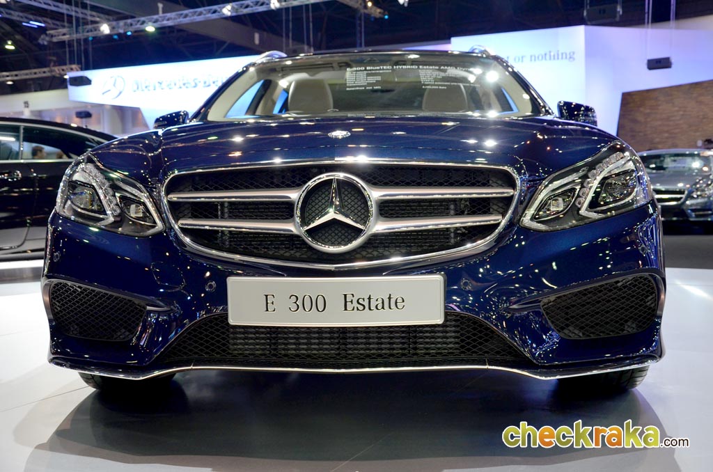 Mercedes-benz E-Class E 300 BlueTEC Hybrid Estate AMG Dynamic เมอร์เซเดส-เบนซ์ อี-คลาส ปี 2013 : ภาพที่ 8
