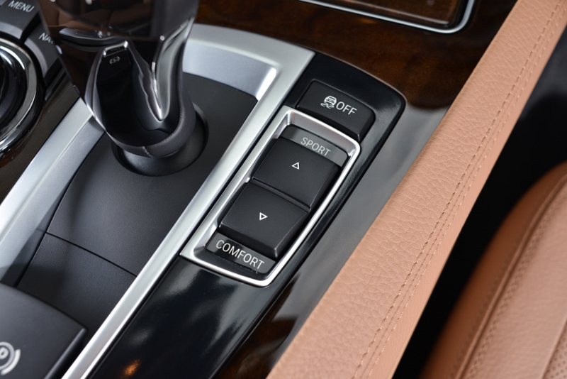 BMW Series 7 730Ld บีเอ็มดับเบิลยู ซีรีส์7 ปี 2010 : ภาพที่ 8