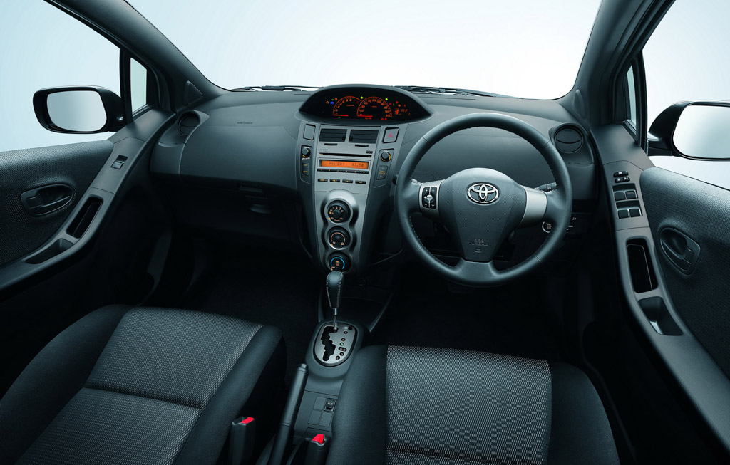 Toyota Yaris G A/T โตโยต้า ยาริส ปี 2012 : ภาพที่ 3