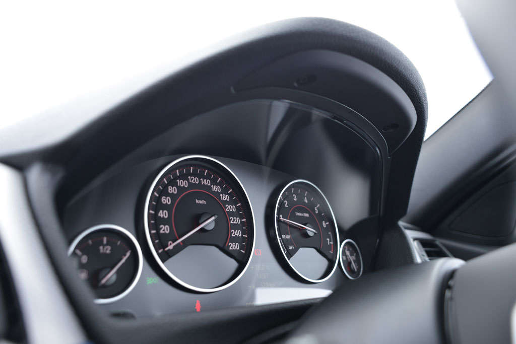 BMW Series 3 ActiveHybrid 3 M Sport บีเอ็มดับเบิลยู ซีรีส์3 ปี 2013 : ภาพที่ 11