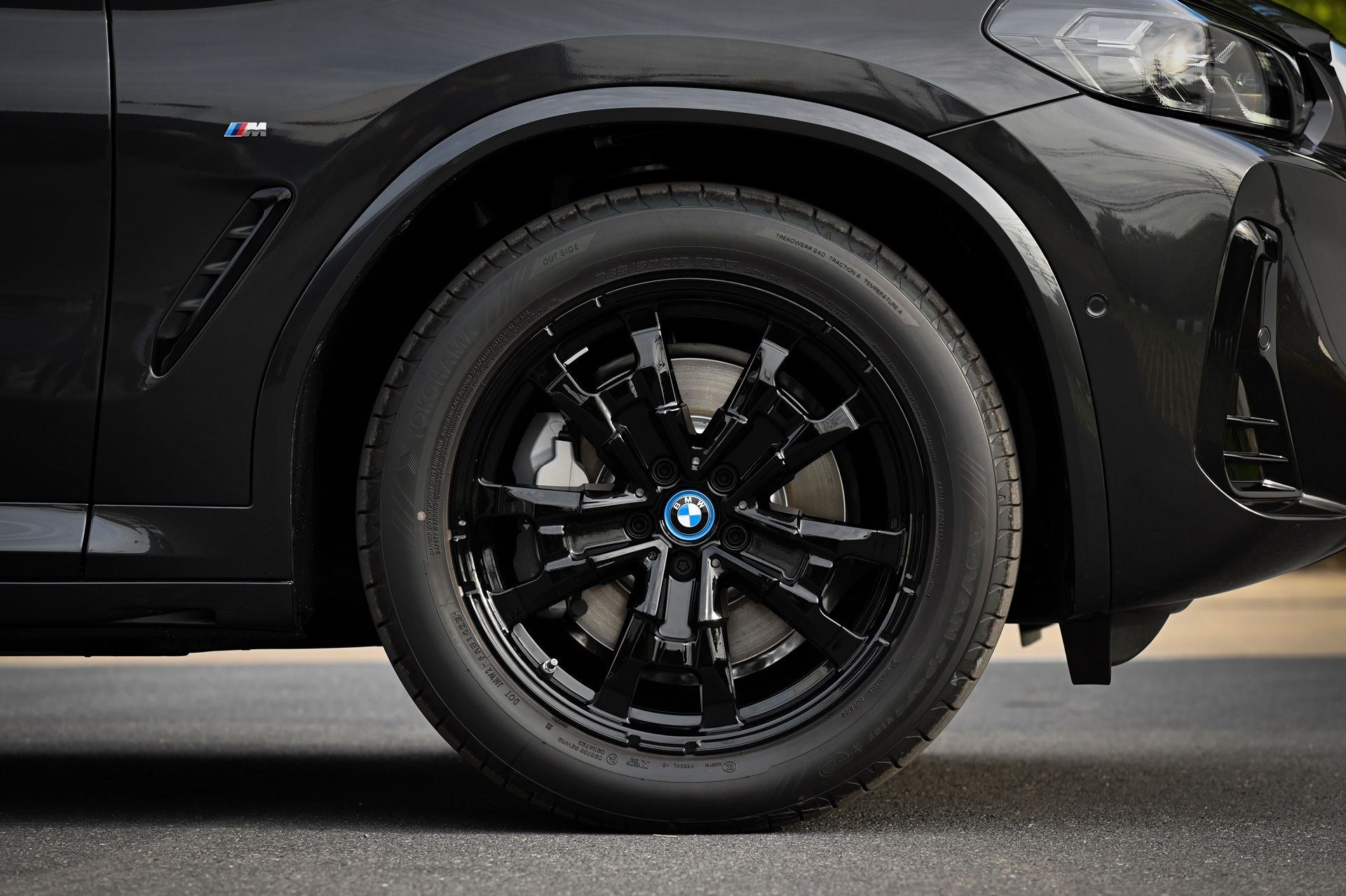 BMW i iX3 M Sport Inspiring บีเอ็มดับเบิลยู ปี 2023 : ภาพที่ 4