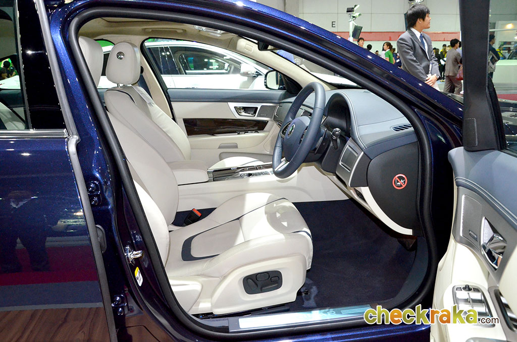 Jaguar XF 2.2D Portfolio จากัวร์ เอ็กซ์เอฟ ปี 2013 : ภาพที่ 9