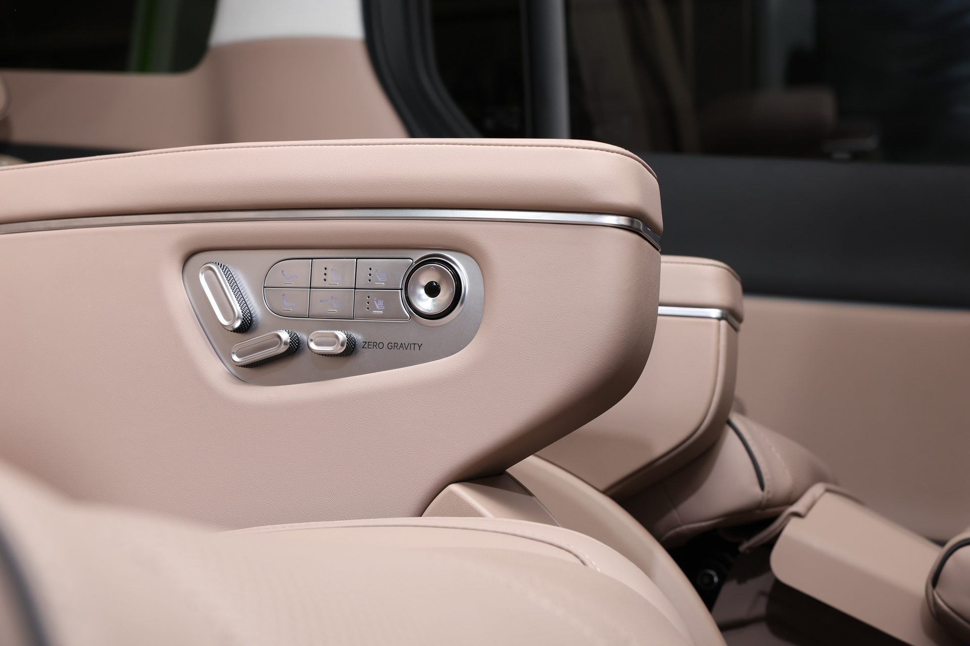 Xpeng X9 Executive เอ็กซ์เผิง ปี 2025 : ภาพที่ 5