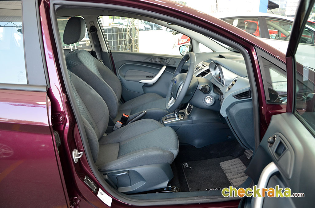 Ford Fiesta 5Dr 1.6 Sport PowerShift ฟอร์ด เฟียสต้า ปี 2010 : ภาพที่ 13