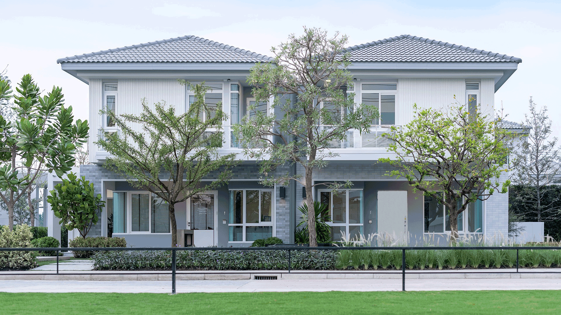 อินนิซิโอ ศรีนครินทร์ (Inizio Srinakarin) ราคา-สเปค-โปรโมชั่น