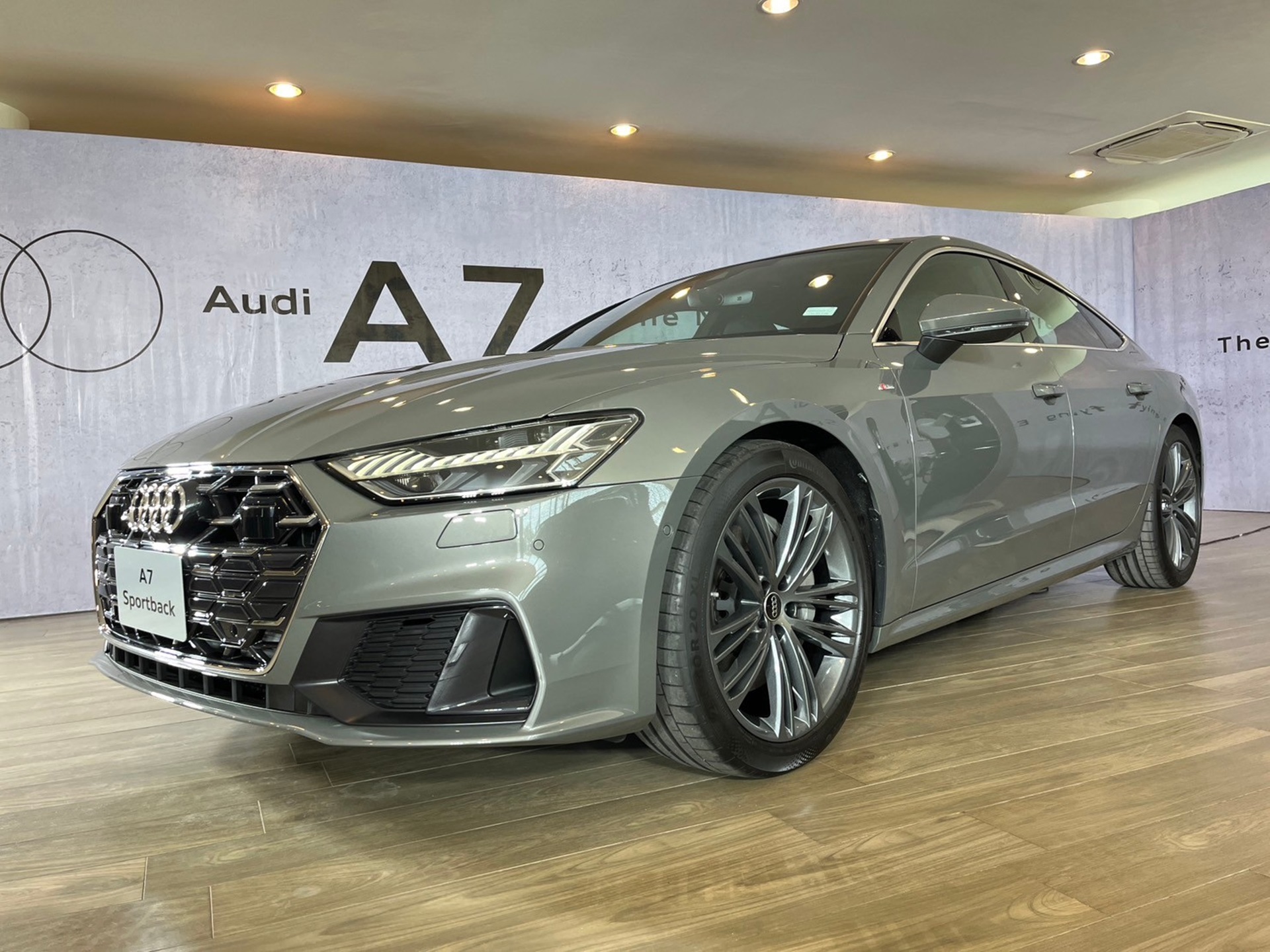 Audi A7 Sportback 55 TFSI e quattro S line ปี 2023 ราคา-สเปค-โปรโมชั่น