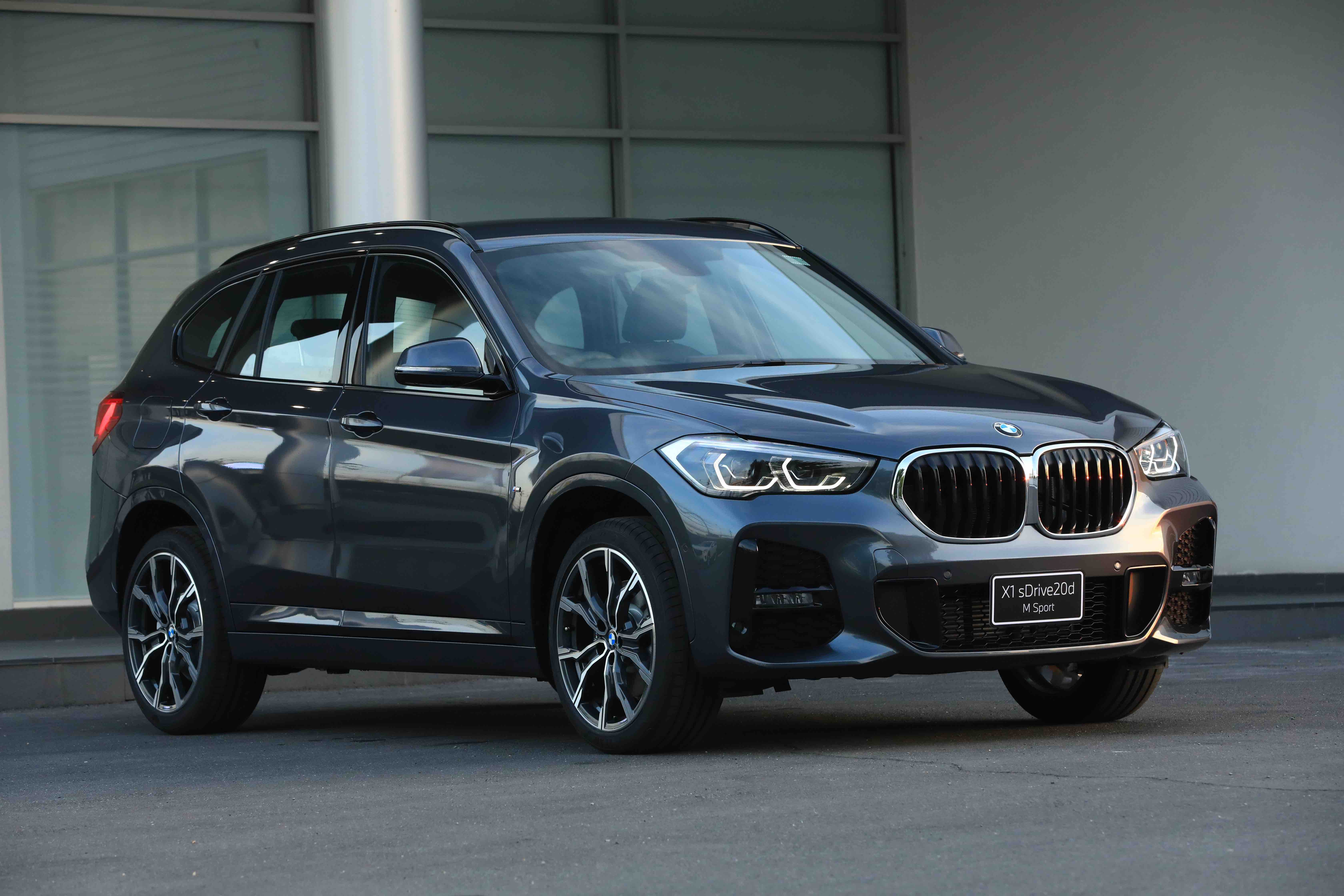 รถยนต์บีเอ็มดับเบิลยู BMW X1 Logo