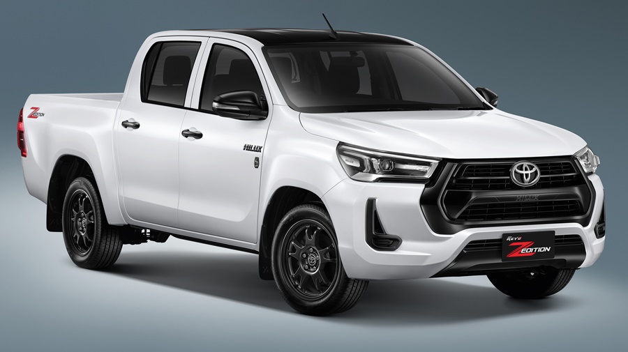 Toyota Revo Double Cab Z-Edition 2.4 Mid AT 60th Anniversary ปี 2022 ราคา-สเปค-โปรโมชั่น