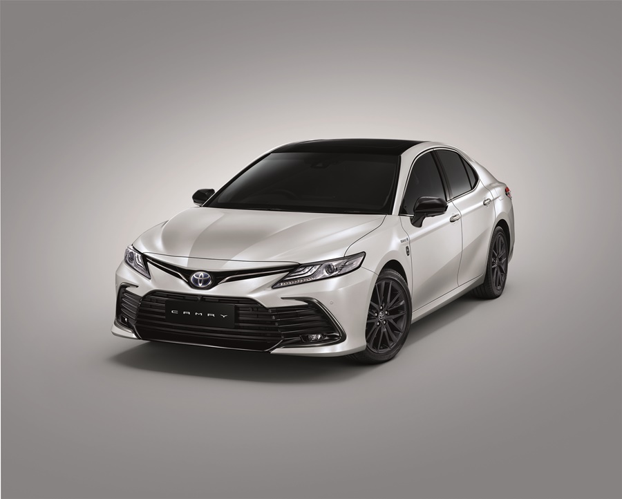 Toyota Camry 2.5 HEV Premium Luxury 60th Anniversary Special Edition ปี 2022 ราคา-สเปค-โปรโมชั่น