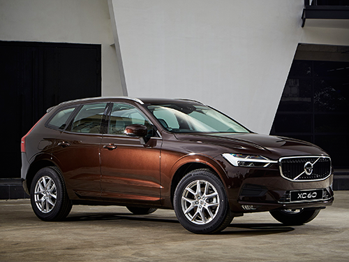Volvo XC60 D4 AWD Momentum ปี 2020 ราคา-สเปค-โปรโมชั่น