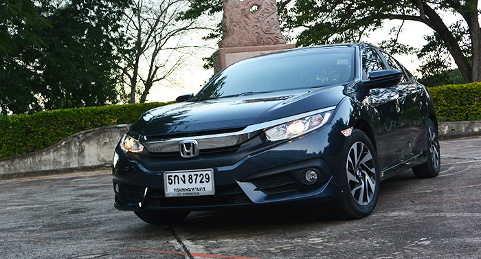 รีวิว Honda Civic 1.8 EL ใหม่ สวย ออปชั่นเยี่ยม