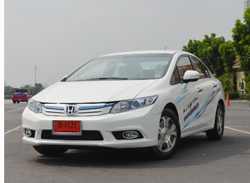 รีวิว HONDA CIVIC HYBRID <br/>ประหยัด สมบูรณ์แบบ